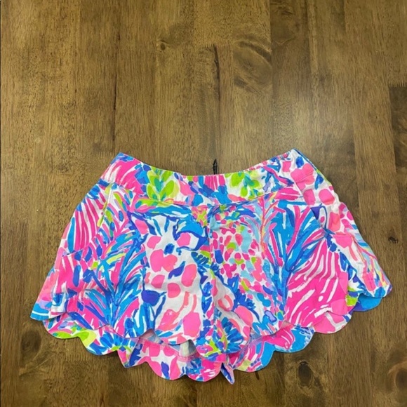 Lilly Pulitzer Pants - Lilly Pulitzer Gumbo Limbo Shorts!!